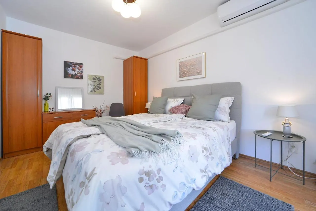 Apartment Tera With Balcony Matulji Croatia