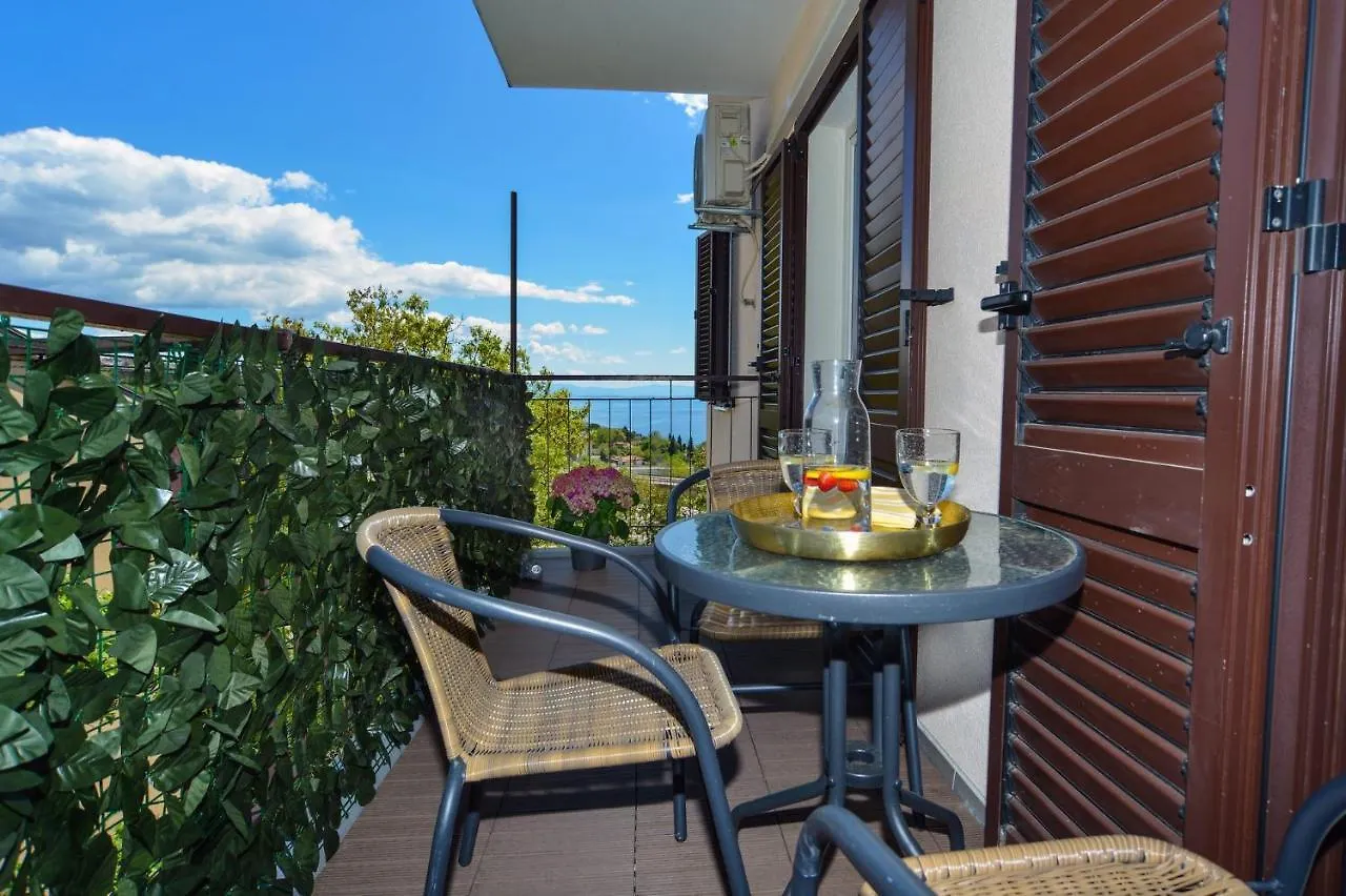 Apartment Tera With Balcony Matulji